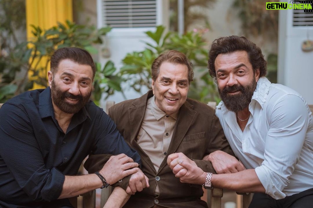 Bobby Deol - 660.2K Likes - My world!
#HappyFathersDay