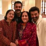Bobby Deol Instagram – Happy Mother’s Day! ❤️