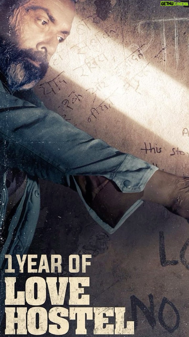 Bobby Deol Instagram - Dagar dikhe te samajle ...bachna mushkil hai #LoveHostel #OneYearOfLoveHostel