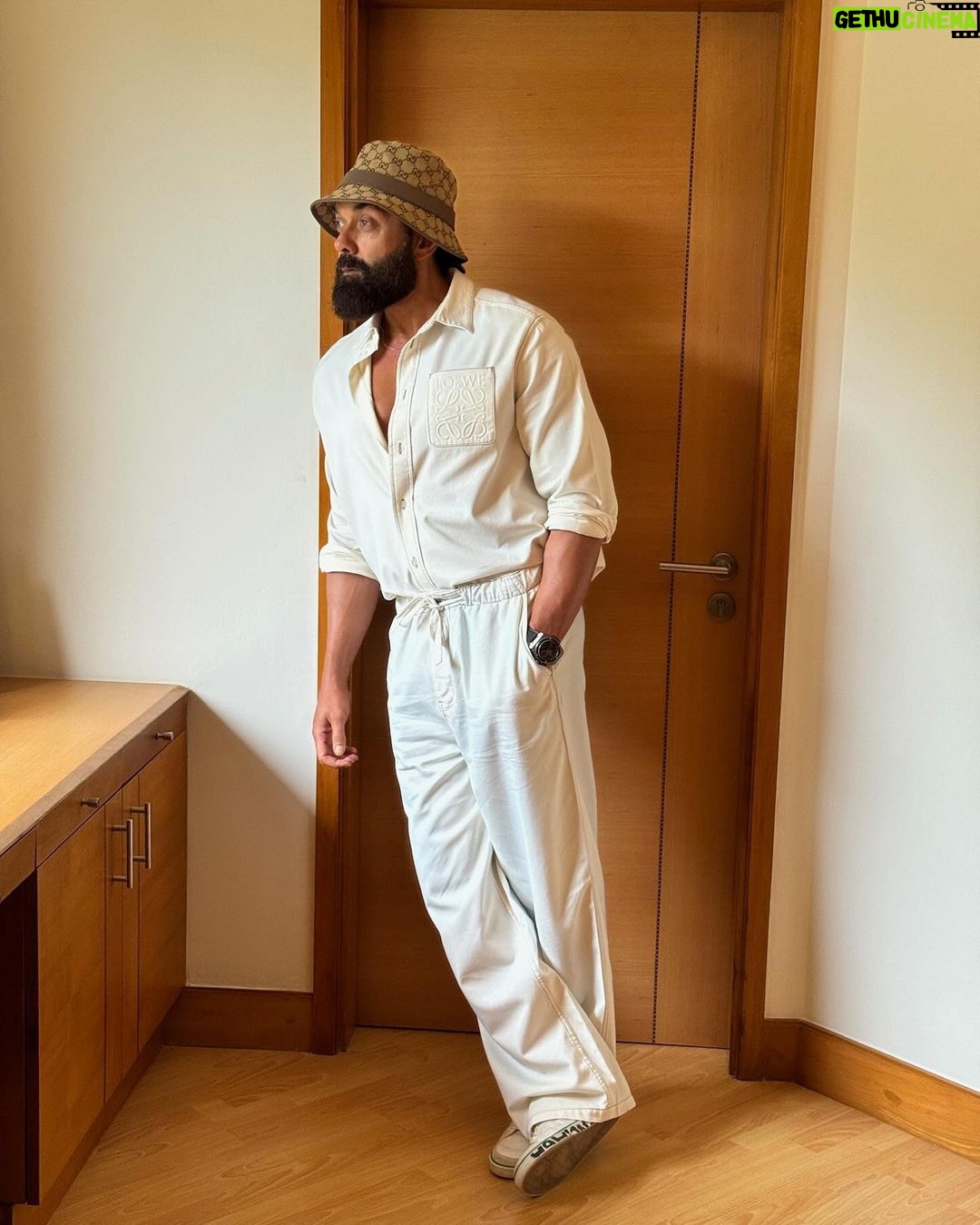 Bobby Deol - 1.5 Million Likes - Happy Sunday! 💛🥰