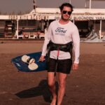 Boran Kuzum Instagram - KITE KITE KITE 🏄🏽‍♂️🌊 @fordturkiye @kiteacademy #GeleceğiBugündenYaşa #reklam Akyaka Kitesurf Beach