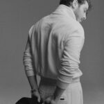 Boran Kuzum Instagram - #GQTürkiyeSonbahar2023 kapak hikayesinde #BoranKuzum @cartier favorileriyle. Video: @iamalanmarty #işbirliği