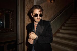 Boran Kuzum Instagram - last night, celebrating 80th Venice International Film Festival with @cartier 
📷: @iamalanmarty @kein 
styled by @yasemineke 

#reklam