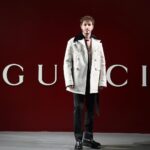 Boran Kuzum Instagram - “My dreams, as with my fashion, always converse with reality. Because I am not searching for another world to live in, but rather of ways to live in this world.” Sabato De Sarno @gucci @sabatods #MFW photos by @marcopionato & @saskialawaks grooming by @annesofie.begtrup . #reklam Milan, Italy