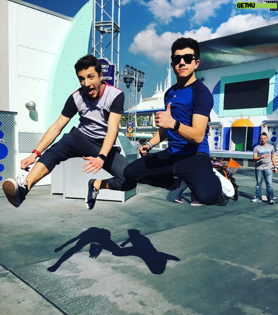 Bradley Steven Perry Instagram - Jumpin to space #wdwbde @wdwbestdayever