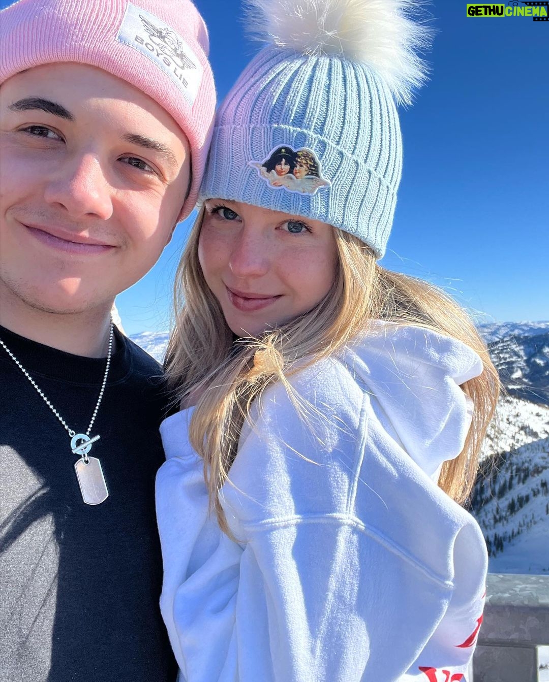 Bradley Steven Perry Instagram - Happy v-day pork chop