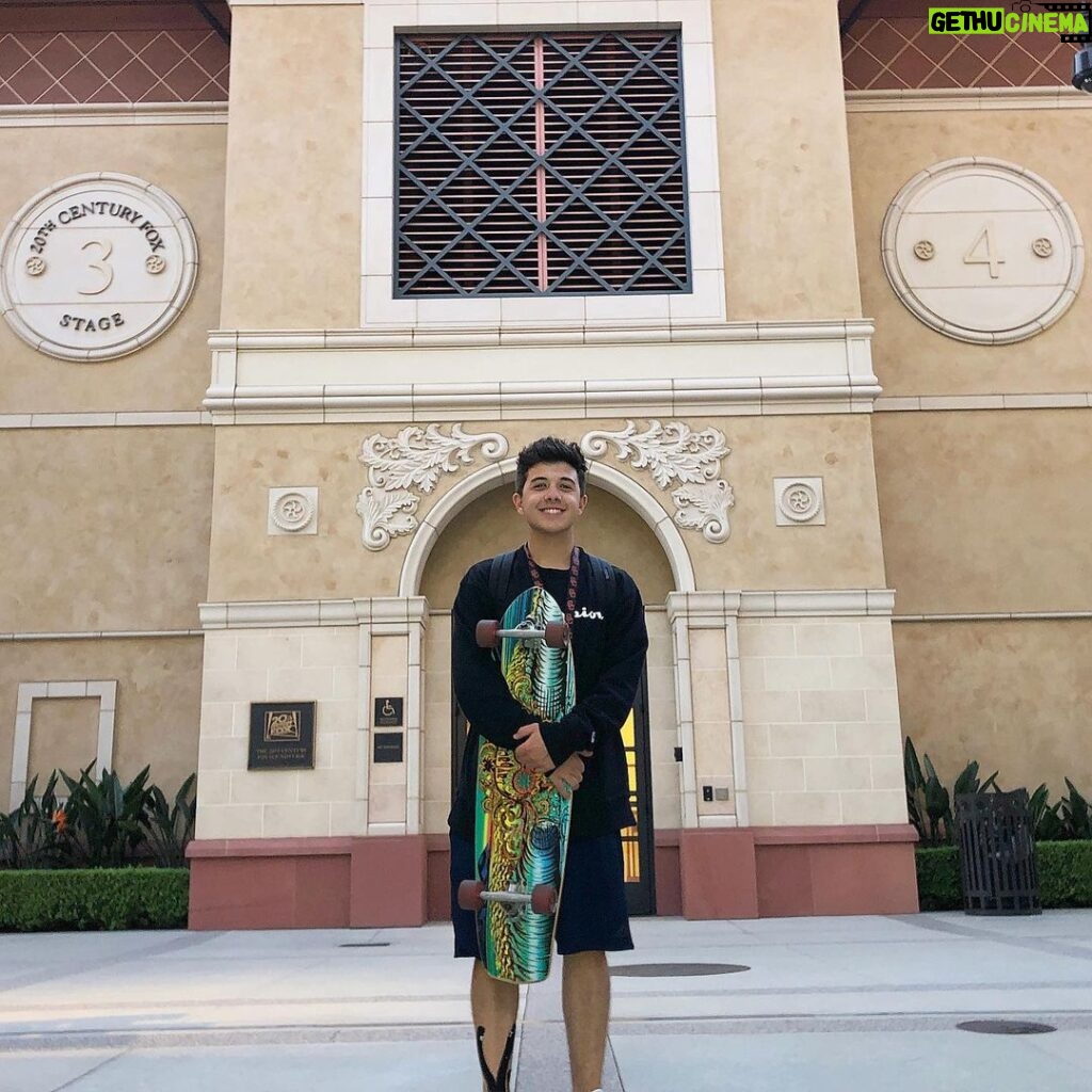 Bradley Steven Perry Instagram - I miss being a lil awkward college student with a bad ankle - now I’m just an awkward graduate with a bad ankle University of Southern California