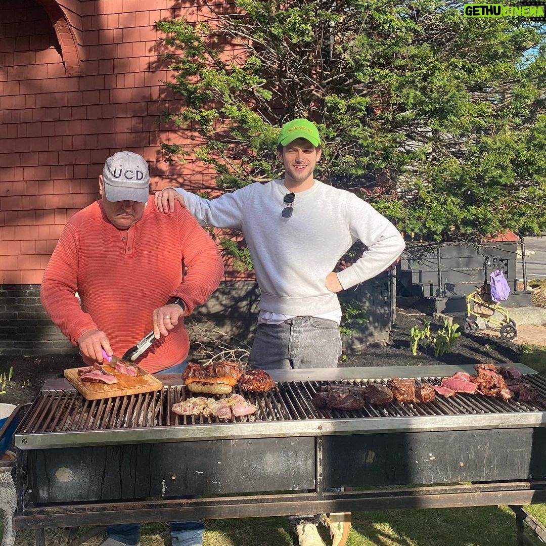 Brandon Flynn Instagram - I got the meat sweats @deanjnorris
