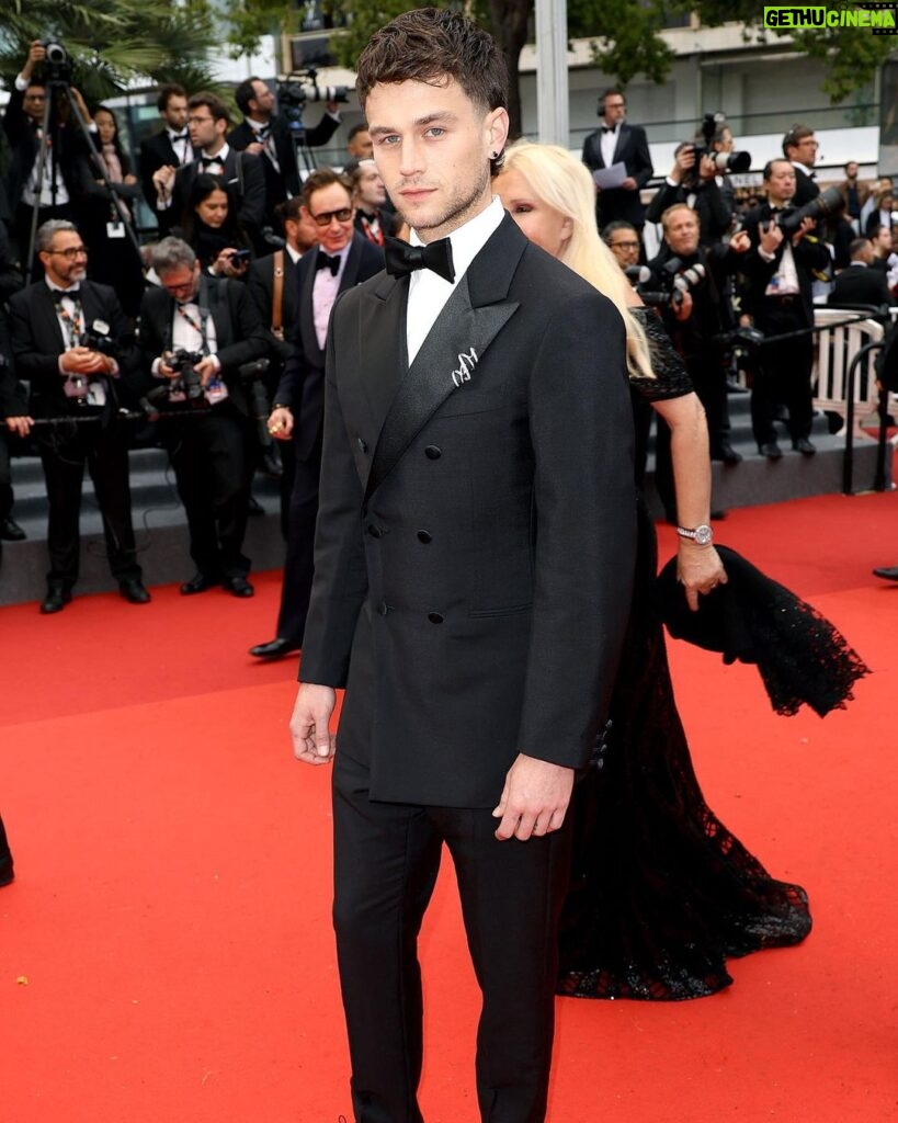 Brandon Flynn Instagram - Many thanks to @jeanpierrebaux @berluti and @chaumetofficial for this beautiful tux and Torsade brooch. It was a lovely time at @festivaldecannes as a guest of honor for @btwfoundation