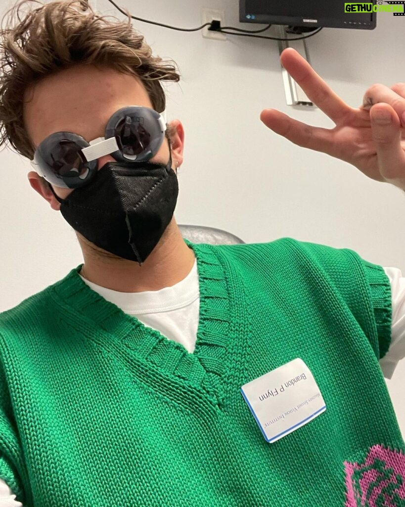 Brandon Flynn Instagram - Post Op day after LASIK- almost 20/15! I’ve needed corrective lenses (glasses, contacts) for a really long time. As a kid, my focus, my behavior was all rooted in the fact that I could barely see. When I first got glasses, accordingly, my focus, my grades and my attention all got better. Yet, I was young and insecure and couldn’t stand wearing glasses… and contacts, though a miracle, they are really annoying and I hated touching my eyes morning and night, and I’d be filming and crying and they’d pop out and because they were so intense to correct my extreme astigmatism they would constantly move and adjust and annoy, also, they cost a fortune, and I’m really bad at always getting them in time for a re-up. Waking up this morning was a moment I don’t think I’ll ever forget. I was so scared and nervous yesterday while I looked up and a laser pointed at my cornea, but it was painless and quick… and I can read all the fine print now. Thank you @maloneyshamievision for changing everything and being kind, clean, and superb! And thank you @iolovesyou for taking me home and getting me a quarter pounder, fries, nuggets, and a coke.