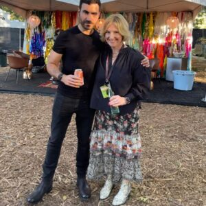 Brené Brown Instagram - Thank you to @mrbrettgoldstein and @aclfestival for making Saturday night so fun! ⁣
⁣
Thank you to @ginachavez and @carrierockriguez for not only singing the podcast music live, but writing and singing our introductions. Y’all are amazing. ❤️⁣
⁣
Brett came to the lake with us on Sunday.  We went swimming and Charlie was his partner for tubing. The water was rough and they caught a lot of air. I asked Charlie if he learned any new language. He just smiled: Nope. Just a different accent. 😉⁣
⁣
Stay tuned to hear our convo on Unlocking Us!