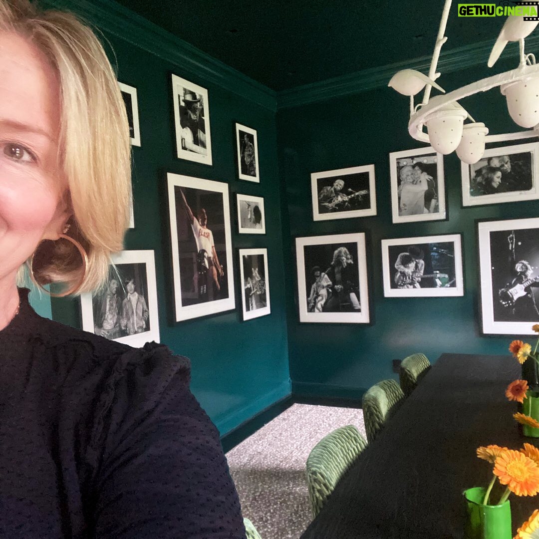 Brené Brown Instagram - So much fun news that I'm going to number it! 1. I'm partnering with Spotify. Y'all can continue to listen for free AND there's going to be SO MUCH MUSIC. 2. I'm launching a second podcast: Dare to Lead! Coming October 19th. I can't wait for us to dig into topics like trust, accountability, hard conversations, feedback . . . it's going to be real and actionable. 3. Did I mention SO much music? Playlists, mini-mixtapes from guests. If you want to know how much music means to me and our family, swipe and check out our "formal" dining room. 4. Love taking this wild ride with y'all. Suggestions for playlists, guests or topics are always welcome! Awkward, brave, and kind!