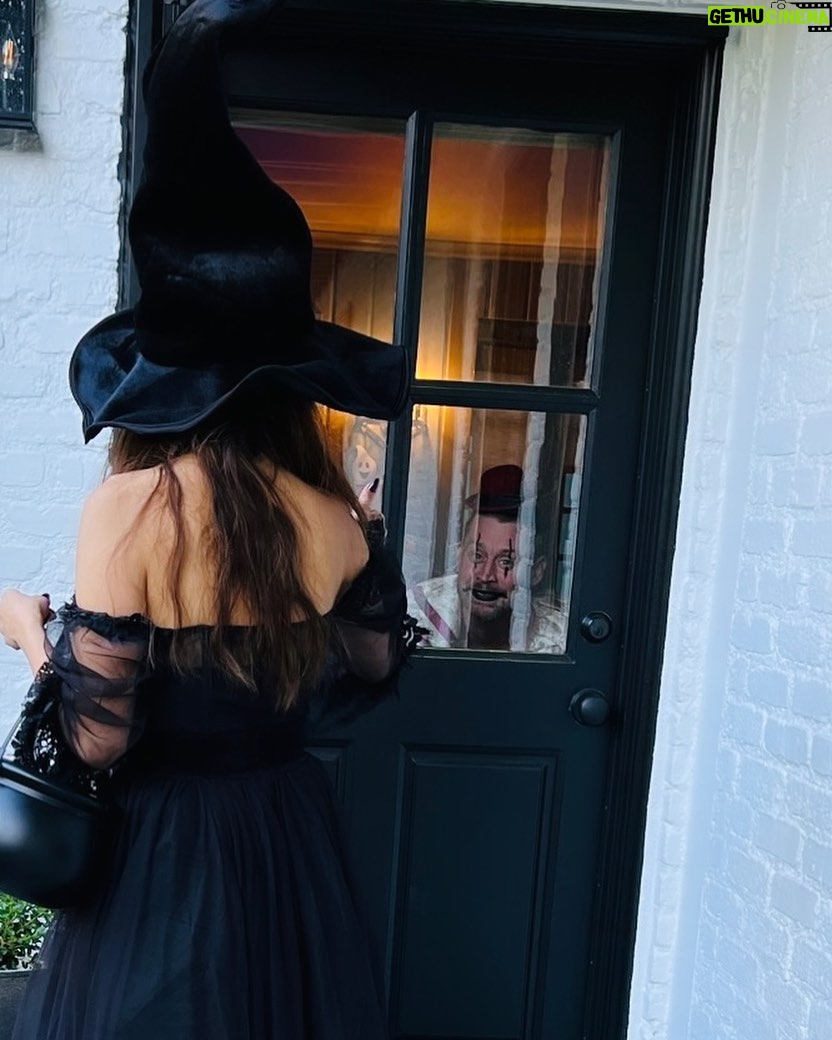 Brenda Song - 163.7K Likes - 🎃