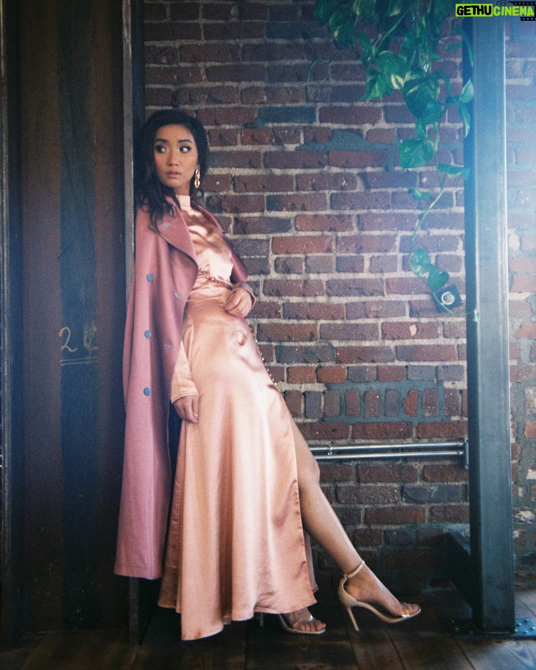 Brenda Song - 163.8K Likes - Remember when I was a functioning human and wore fancy clothes and stuff?? Yeah, me neither.