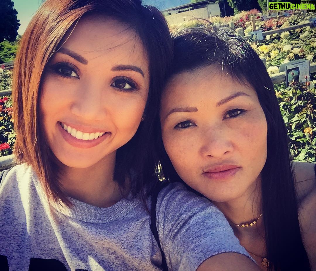 Brenda Song Instagram - Spending the day with my mom buying roses for birthday!! No idea what I'd do without this woman! Love you so much mama!