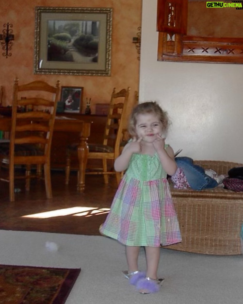 Brenna D'Amico - 56K Likes - Vibez since day one😂🤘#babybrenna