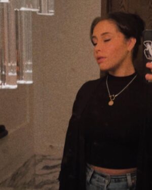 Brenna D'Amico Instagram - Unload