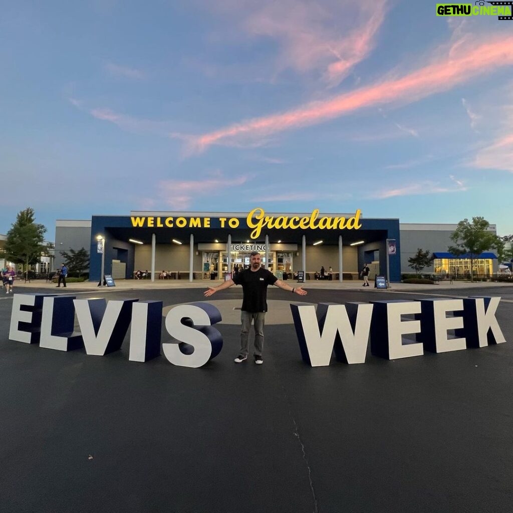 Brian Quinn Instagram - Had a blast at @visitgraceland last week for @Elvis Week! I’ll be back next year for sure!