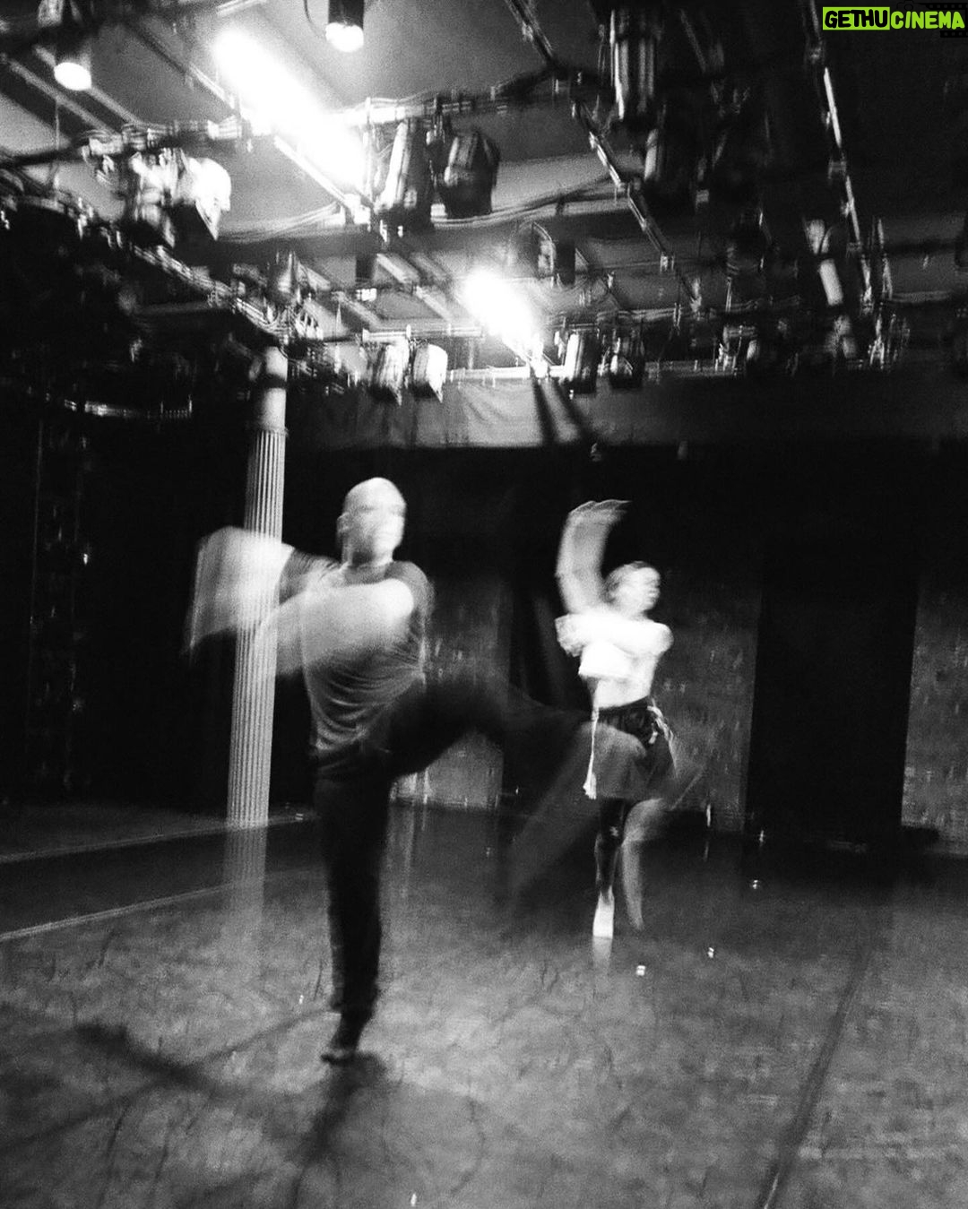Brie Larson Instagram - Over the holidays last year, my inner voice was telling me to dance. I don’t have a dance background, so these thoughts were strange to me. But it felt like something inside of me wanted to come out. I called my friend @daisykate_j to pick her brain - and little did I know that my life would not be the same. She connected me with @charliearches and I explained this urge with the mission that I would dance at least 6 hours a day, for as many days as possible. Every day we’d get up at 5am to get to the studio by 7:30am. There, we’d work on building a dancer. Flexibility, strength, weight transfers, spirals, breath, fascia, rooting - my experience was expanding. I danced in LA, NY, Cannes, Rome, Mexico - where my body was, dance was. People didn’t understand what I was doing, or why it mattered to me so much. Why turn your life around to dance? Because I couldn’t not. On Saturday, to mark 7 months of commitment, I performed for my friends and family. It’s hard to explain what dance has become for me, but the goal was to share what I have through movement. It was such a fulfilling experience, and just the beginning. Thank you to all the dancers in class who helped guide me, thank you to my teachers Charlie, Daisy, Whitney, Megan, Laura - your love, guidance and friendship means so much to me. Thank you to my friends and family for your support. And thank you to my body for growing with me!