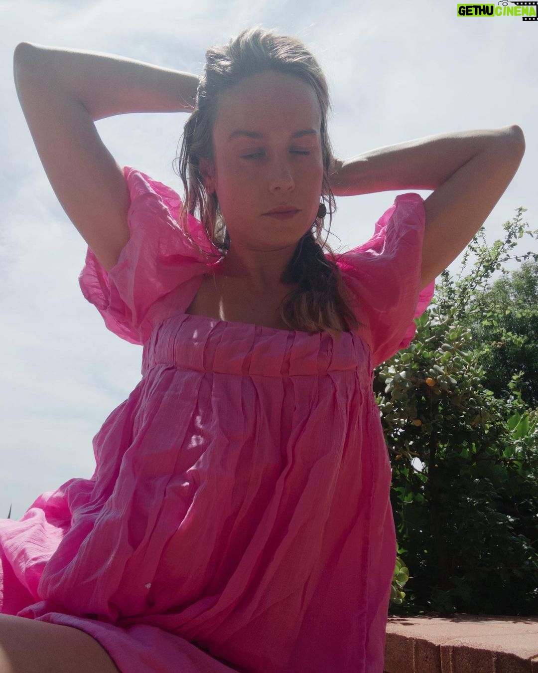 Brie Larson Instagram - ππΈπ¦©ππ