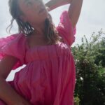Brie Larson Instagram - 💞🌸🦩👛👚