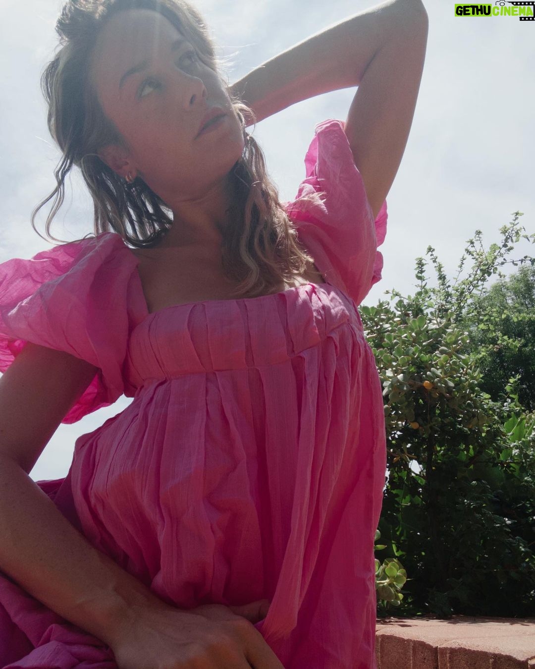 Brie Larson Instagram - ππΈπ¦©ππ