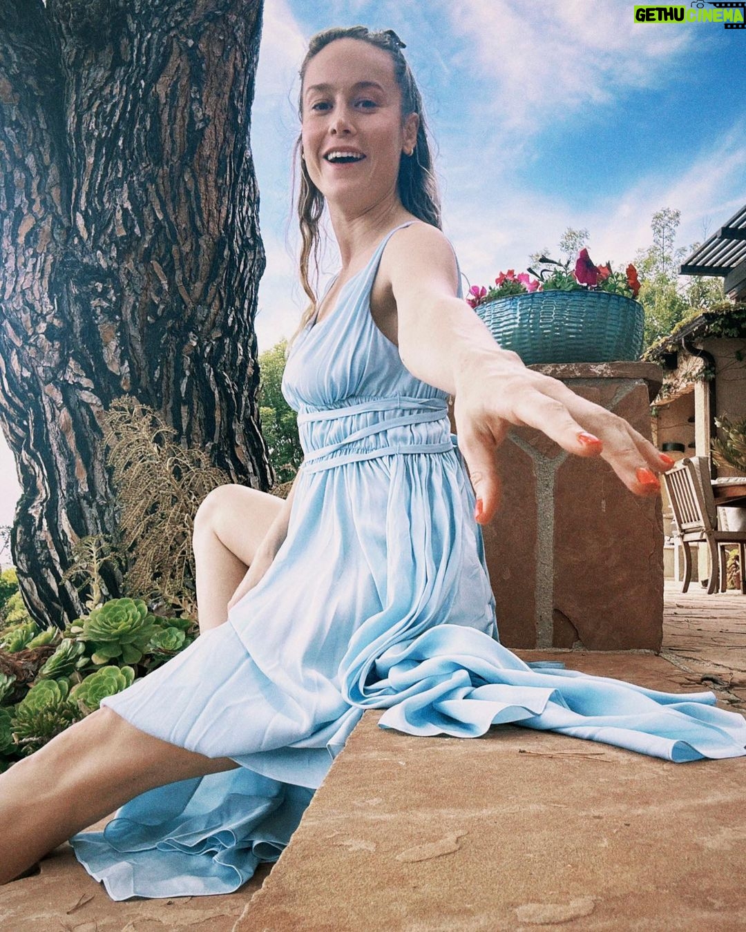 Brie Larson Instagram - Maybe I’ve watched Giselle too many times?