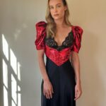 Brie Larson Instagram – @rodarte has my heart ❤️🖤 
Honored to present @kateandlauramulleavy the award for Designers of the Year at the #FLAs 

Glam: 
@samanthamcmillen_stylist 
@brycescarlett 
@yukari.makeup 
@melanie.bauer.style