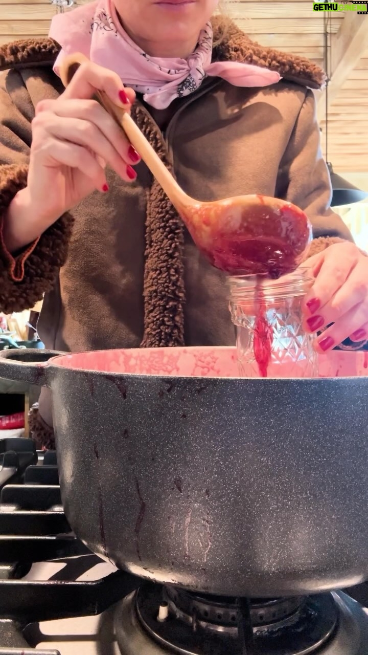Brie Larson Instagram - Making Grandma’s famous Pomegranate Jelly - my favorite ❤️