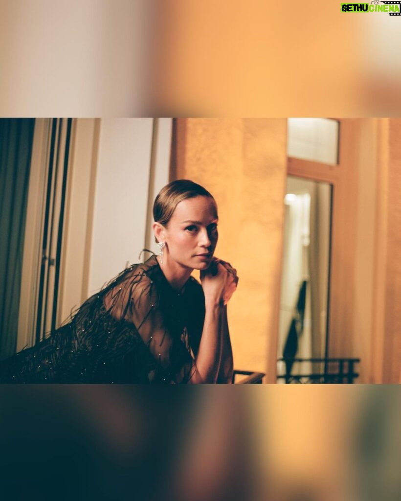 Brie Larson Instagram - a perfect dress for the Women in Motion Dinner 🖤 📸 @virgile.guinard & @ninapark