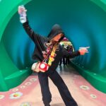 Brie Larson Instagram - Dancing to the castle to find princess peach 🏰 #SuperNintendoWorld is EVERYTHING I hoped living in the Mushroom Kingdom would be like 🍄❤️💚