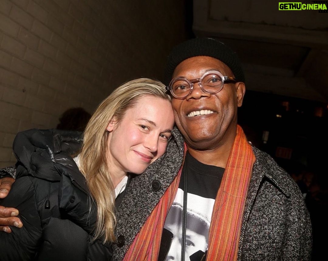 Brie Larson Instagram - Proud friend 🤍 so happy I got to see my soulmate @samuelljackson in The Piano Lesson on Broadway! Congrats to the entire cast and crew!