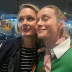 Brie Larson Instagram - 🖤💚