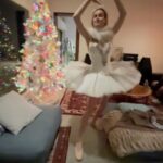 Brie Larson Instagram - This is my official audition for #TheNutcracker 🩰