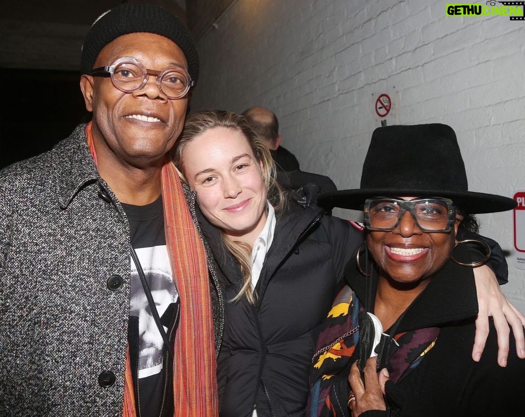 Brie Larson Instagram - Proud friend 🤍 so happy I got to see my soulmate @samuelljackson in The Piano Lesson on Broadway! Congrats to the entire cast and crew!