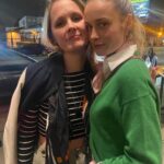 Brie Larson Instagram - 🖤💚