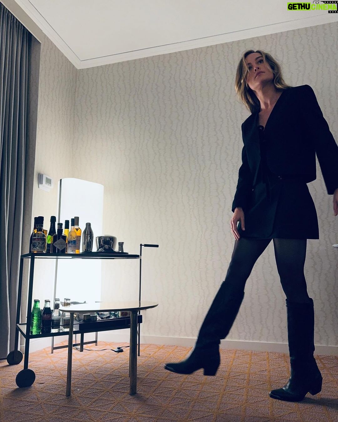 Brie Larson Instagram - A moment for the fit (and the cutest bar cart)