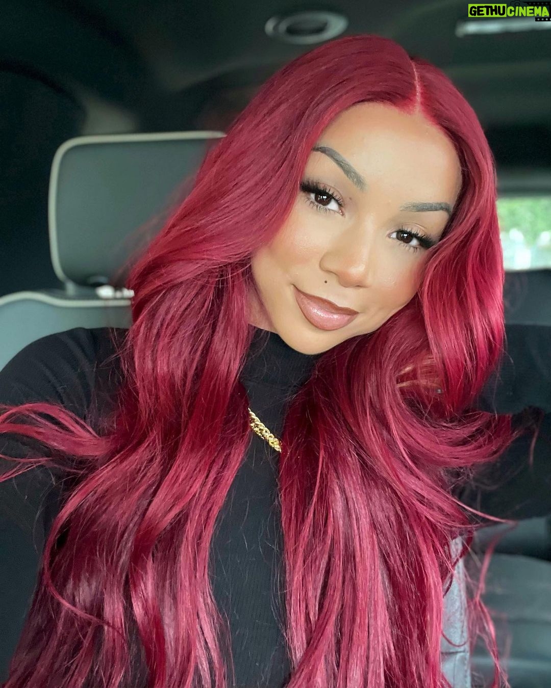 Brittany Renner Instagram - Hopeful romantic. A hero most days, a villain when necessary. Orcaholic. I don’t like being told what to do. I bark and bite. Oh, and I’m a GAME CHANGER ❤️🔥 Hair: @sha_villz @__haironthevillz__ Los Angeles, California