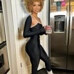 Brittany Renner Instagram - @NovaMEN by @FashionNova Outfit: Hot Girl Walks 2 Piece Active Jumpsuit Slim and trim like a bicycle 🚲 rim 🤓
