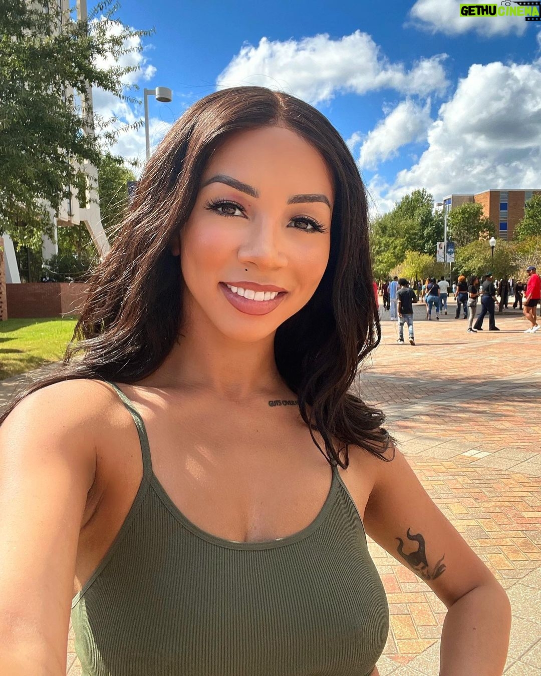 Brittany Renner Instagram - Hey Jackson State! Hide your sons 😋 Jackson State University