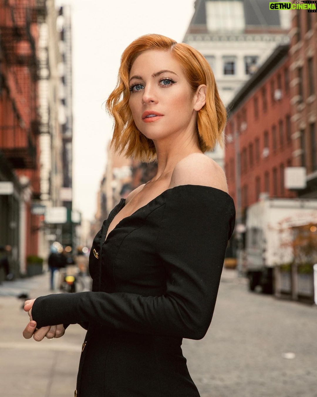 Brittany Snow Instagram - Now in the month when wearing black is a strong choice 🎃