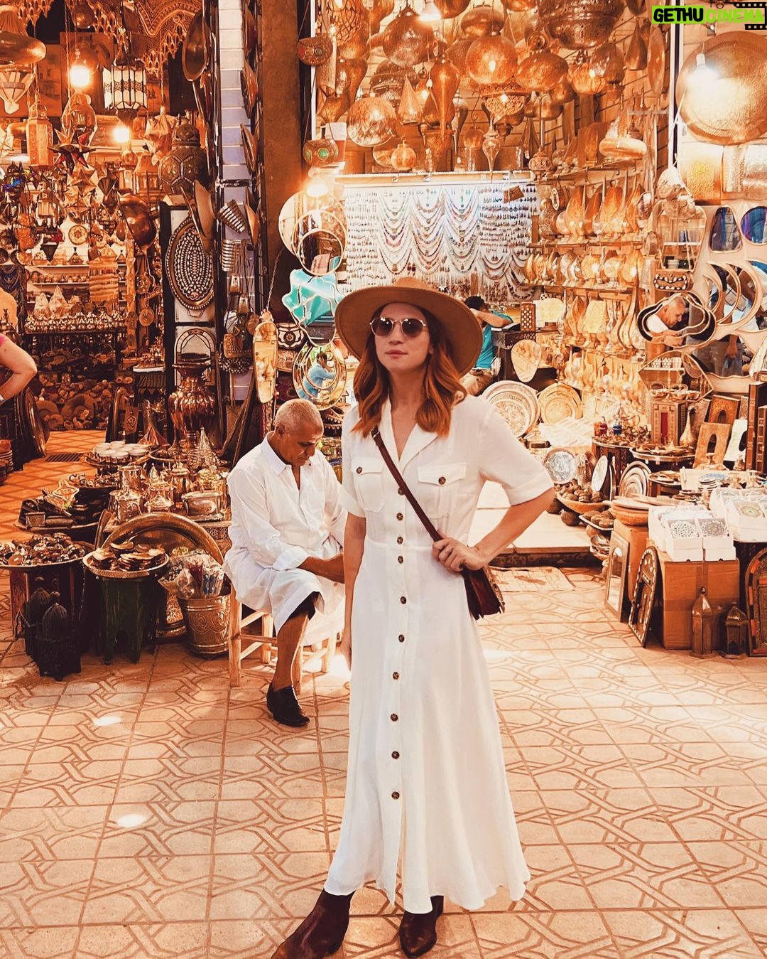 Brittany Snow Instagram - This place was anything but medi ochre. 🤎Still dreaming of Morocco, finding treasures, dancing till 3am and much better puns. Congrats to my magical girl @jessicalstroup 💒