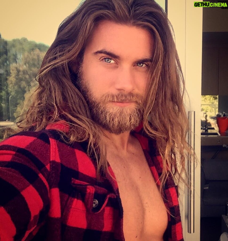 Brock O'Hurn Instagram - Melbourne here I come 😏 Hope everyone's been well! Been traveling like crazy out here and loving every second of it! Melbourne, Victoria, Australia