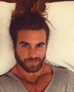 Brock O'Hurn Instagram - I'm going to lay here and pretend I'm not absolutely exhausted!! 😴😏 I want whoever is reading this to know I am thankful for you and that YOU MATTER! 
Just remember that! and have a great night! 😊