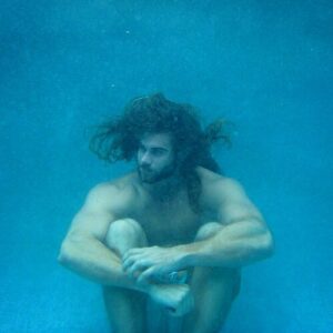 Brock O'Hurn Instagram - Decided hanging out under water would be more fun today 🏊🏼