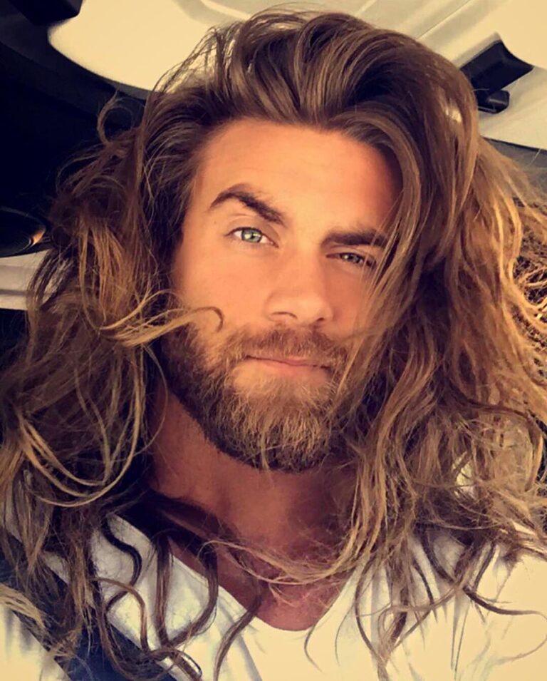 Brock O'Hurn Instagram - Some days my eyes are green, Some days my eyes are blue. But everyday I wake up, I have to tame this mane! #TheBestPoemIEverWrote #BeenPerfectingThatOneForYears #ByYearsIMean12Seconds #ThePoemDidntFlow #ButTheHairDid #WinkyFace Goodnight everyone. lol