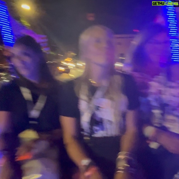Brooke Ence Instagram - @morganwallen for my nieces 17th 🥳 and we had T H E. B E S T. T I M E.