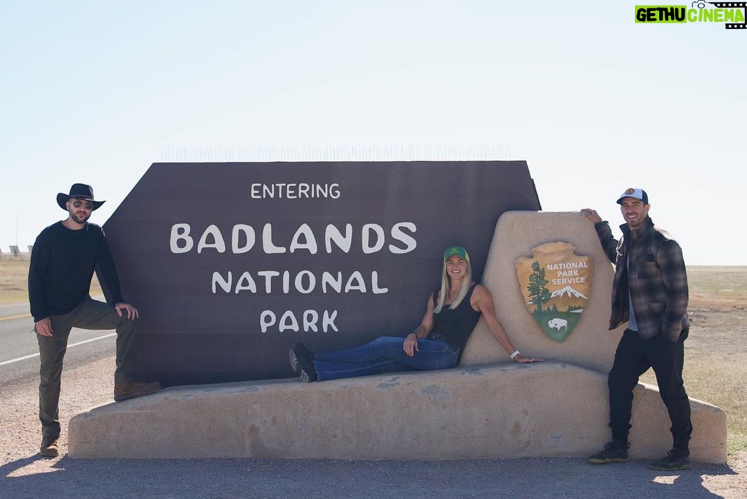 Brooke Ence Instagram - South Dakota was worth the trip #sodak #badlandsnationalpark