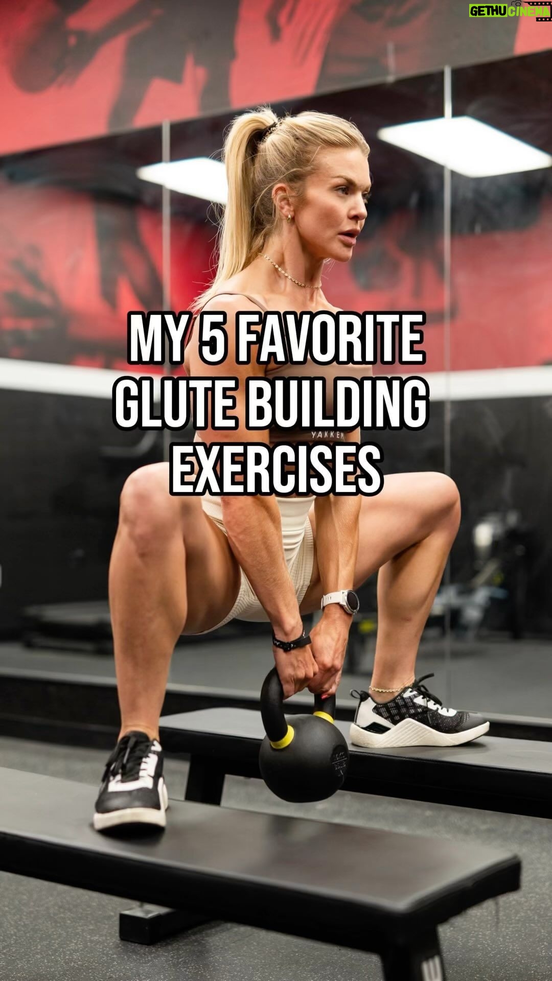 Brooke Ence Instagram - 🍑 These are my top 5 glute building exercises, straight from the @nakedprogram: ✅ Bulgarian Deadlifts ✅ Deficit Reverse Lunges ✅ Front Foot Elevated Pulsing Lunge ✅ Elevated KB Sumo Deadlift ✅ Elevated Frog Thrusts If you’re looking to build strength, sculpt those legs, and add some serious power to your lower half, then you gotta give these a try. ⠀ Who’s joining me on this one? Drop a ‘🍑’ below if you’re up for !
And for a full booty building program, hit the link in my bio to join Peaches for just $1!