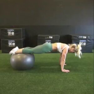 Brooke Ence Instagram - On Wednesdays we grow bicep veins and build abs of steel. In the @nakedprogram you will see lots of lifting with tempo. When muscles work longer under tension it creates more muscle trauma = bigger muscles 💪🏼 Click my link in bio and train with me! You could even win a trip to my hometown to hang out with me during my summer fitness retreat! #nakedtraining #ieatsteakeverynight #icommandyoutogrow #itmakesence